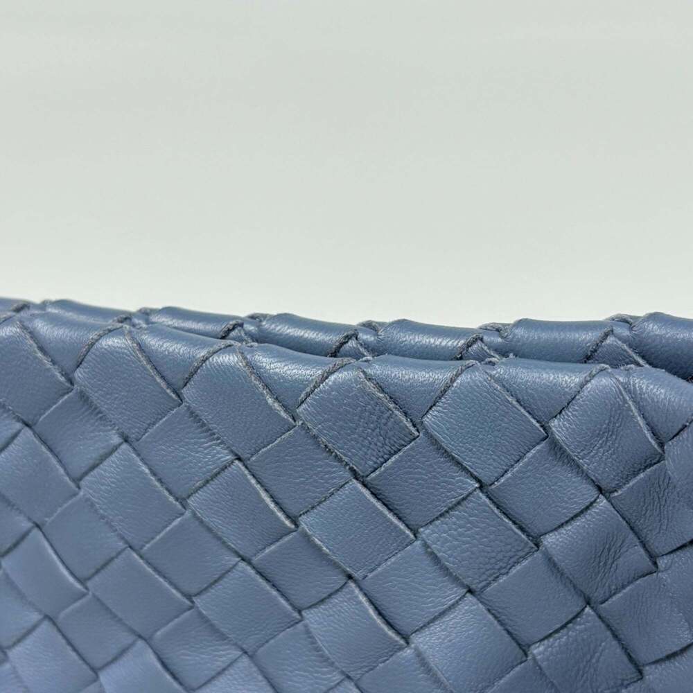 BOTTEGA VENETA Blue Leather Intrecciato Bag - Picture 4 of 8
